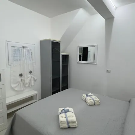 Vito's House * Katanya