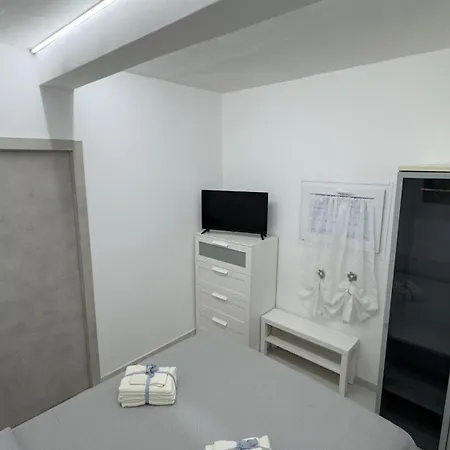 Vito's House * Katanya