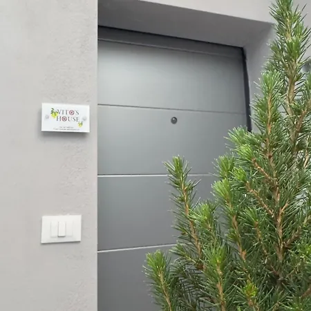 Vito's House Katanya